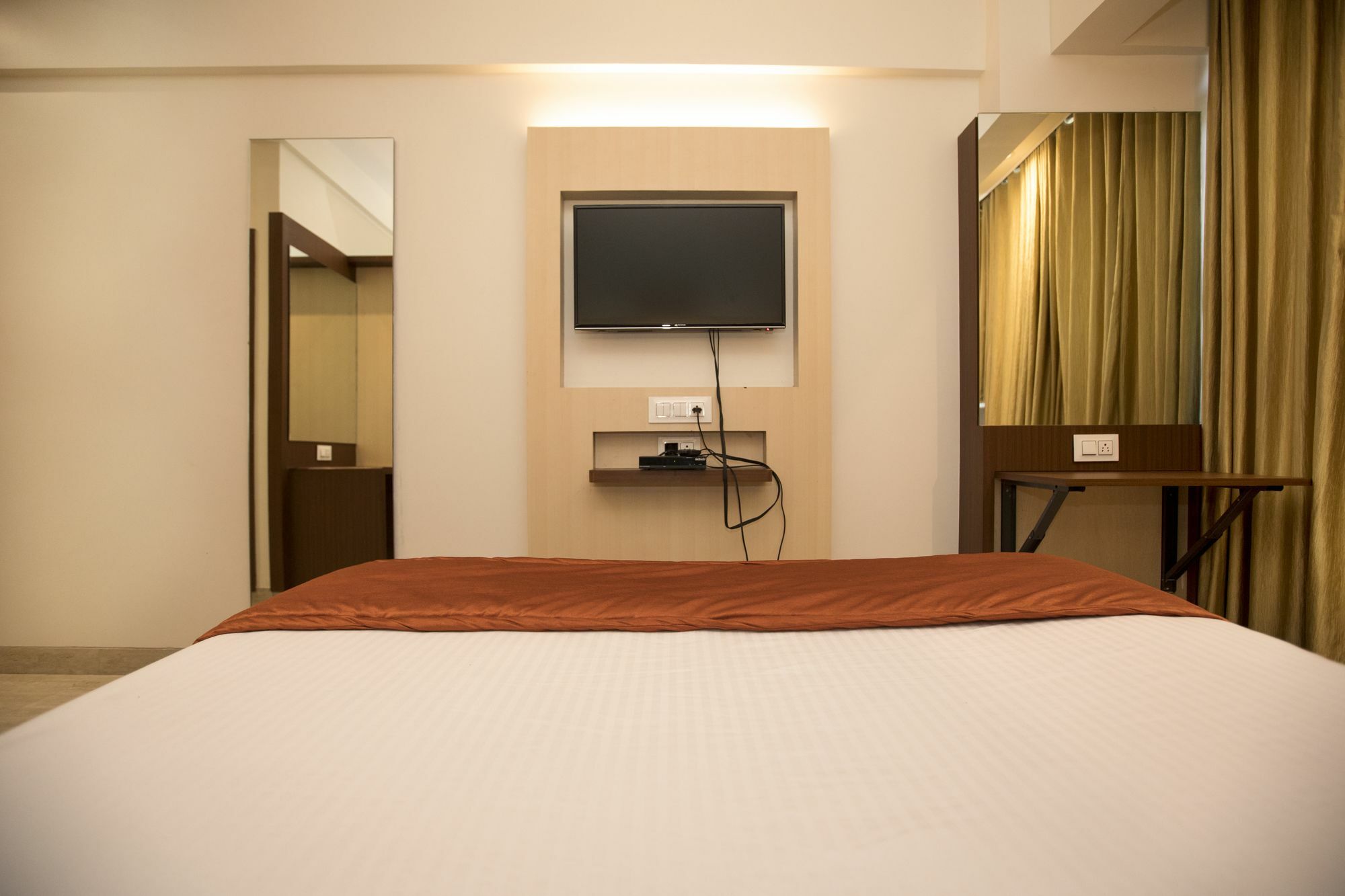 Hotel Spring Inn Bombaj Zewnętrze zdjęcie