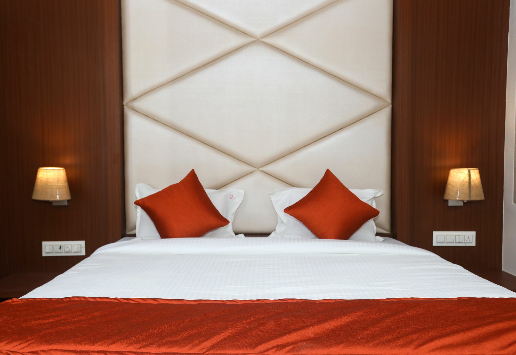 Hotel Spring Inn Bombaj Zewnętrze zdjęcie